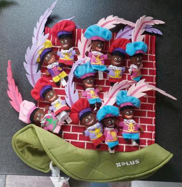 Schoorsteenmuts met 11 vingerpop pietjes ( Plus) beschikbaar voor biedingen