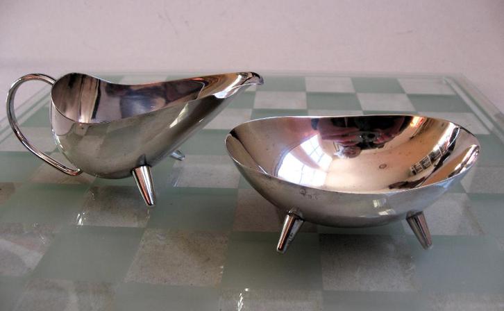 Melk en suiker, Sputnik, ontwerp Kurt Meyer WMF 1953, Antiek en Kunst, Antiek | Goud en Zilver, Zilver, Ophalen of Verzenden