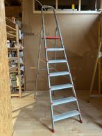 Huishoudtrap 7 treeds Altrec Steddy S507, Doe-het-zelf en Verbouw, Ophalen, Gebruikt, Trap, 2 tot 4 meter