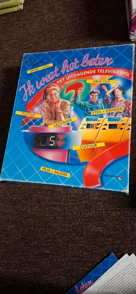 Ik Weet Het Beter - Uitdagend Televisiespel, Hobby en Vrije tijd, Gezelschapsspellen | Bordspellen, Zo goed als nieuw, Drie of vier spelers