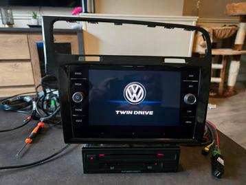 Mib2 8 inch volkswagen golf touran tiguan incl module beschikbaar voor biedingen