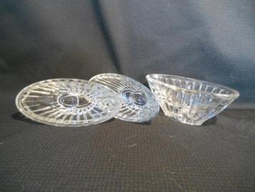 Persglazen schaaltje/ bakje LEERDAM?? 3 stuks beschikbaar voor biedingen