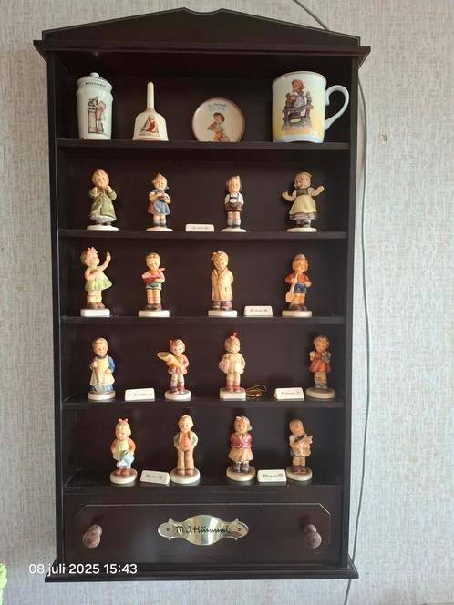 M.J. Hummul beeldjes met kast., Verzamelen, Complete verzamelingen en Collecties, Ophalen