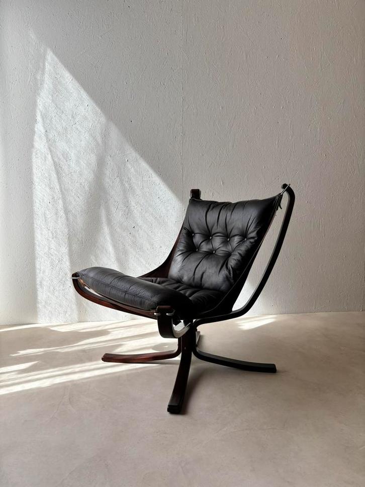 Falcon fauteuil Sigurd Ressel Vatne Møbler jaren 70, Huis en Inrichting, Fauteuils, Gebruikt, Hout, Leer, Metaal, Stof, Ophalen of Verzenden