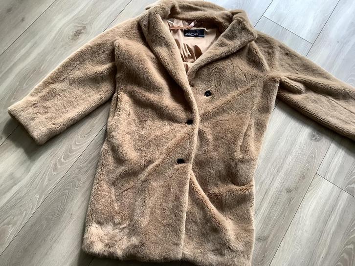MarcCain Teddy jas in xl als nieuw Marc Cain, Kleding | Dames, Jassen | Winter, Zo goed als nieuw, Maat 42/44 (L), Ophalen of Verzenden