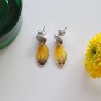 Dahlia bloem oorbellen – rond steek | Geel – paars III, Sieraden, Tassen en Uiterlijk, Oorbellen, Nieuw, Knopjes of Stekers, Overige materialen