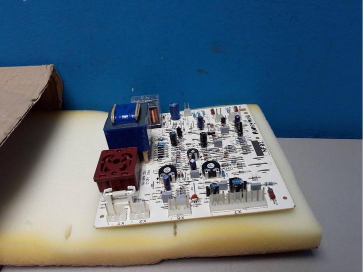 Hoofdprint Agpo Ferroli F24E Honeywell 3288260, Doe-het-zelf en Verbouw, Verwarming en Radiatoren, Nieuw, Cv-ketel of Combi-ketel