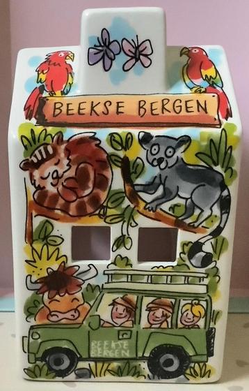 Blond Amsterdam Beekse Bergen Safari Lichthuisje Nieuw. beschikbaar voor biedingen