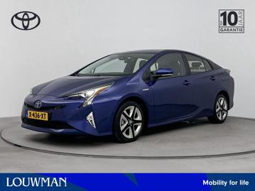 Toyota Prius 1.8 Dynamic Limited | Trekhaak | Stoelverwarmin beschikbaar voor biedingen