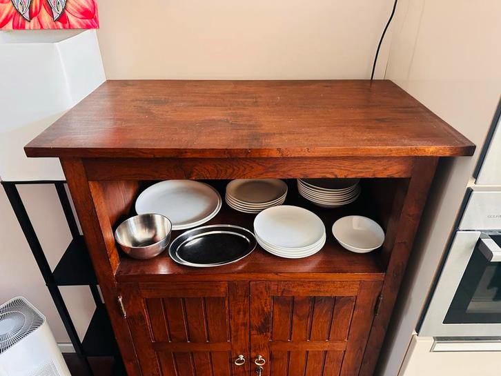 Massief Houten Servieskast, Antiek en Kunst, Antiek | Meubels | Kasten, Ophalen