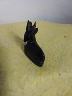 9554) mooi klein houten beeldje  hertje, Verzamelen, Ophalen of Verzenden, Zo goed als nieuw, Dier