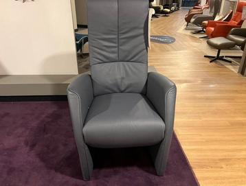 Fauteuil stoel blauw leer nieuw verstelbaar beschikbaar voor biedingen