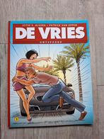 De Vries - Ontspoord - Stripboek, Eén stripboek, Ophalen of Verzenden, Zo goed als nieuw, Sytse S. Algera, Patrick van Oppen