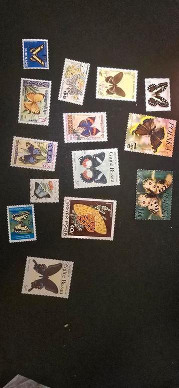 Oude Postzegels - Vlinders beschikbaar voor biedingen