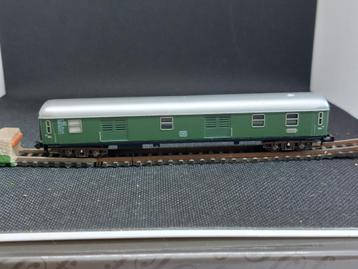 Minitrix 3010 - bagagewagen Pw4ümg (13158) beschikbaar voor biedingen