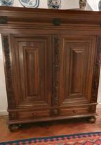 Antieke kast., Ophalen