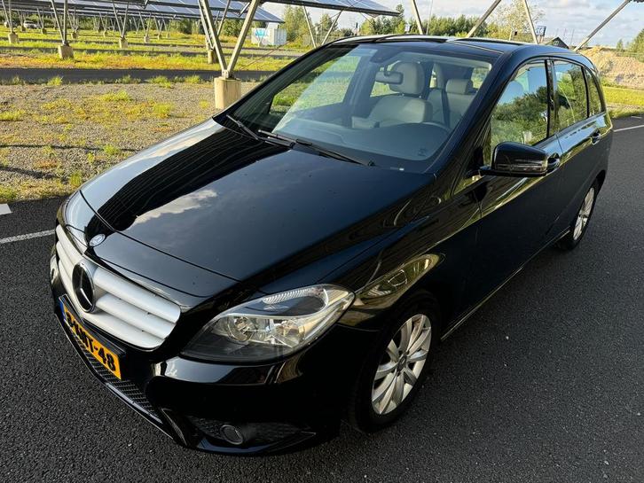 Mercedes B-Klasse 2.0 B200 Automaat 2013 Dealer OH NAP APK, Auto's, Mercedes-Benz, Bedrijf, B-Klasse, ABS, Airbags, Airconditioning