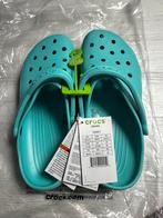 Crocs in de kleur turquoise, Ophalen of Verzenden, Nieuw, Overige kleuren, Sandalen of Muiltjes