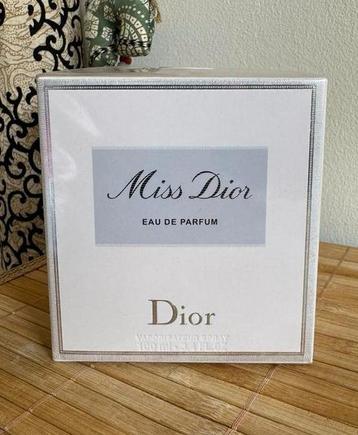  Nieuwe Miss Dior Eau de Parfum – 100ml (ongeopend)  beschikbaar voor biedingen