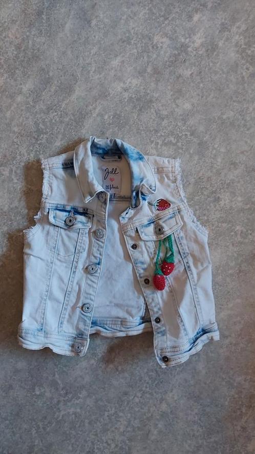 spijkerjasje zonder mouwen, Kinderen en Baby's, Kinderkleding | Maat 110, Gebruikt, Meisje, Jas, Ophalen