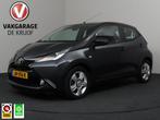 Toyota Aygo 1.0 VVT-i x-play | Camera | Automaat! | Airco!, Auto's, Stof, Gebruikt, Euro 6, 4 stoelen