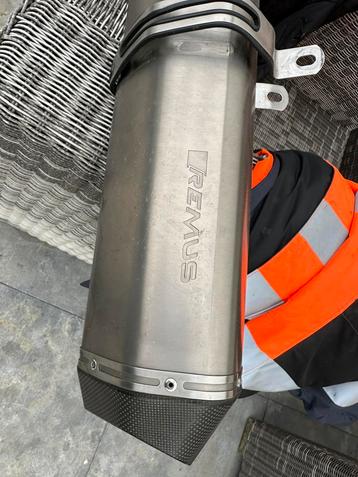 Remus Titanium Hexacone uitlaatsysteem KTM 690 SMCR beschikbaar voor biedingen