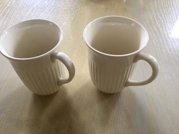 Wedgwood Edme 2 grote bekers nieuwstaat  beschikbaar voor biedingen