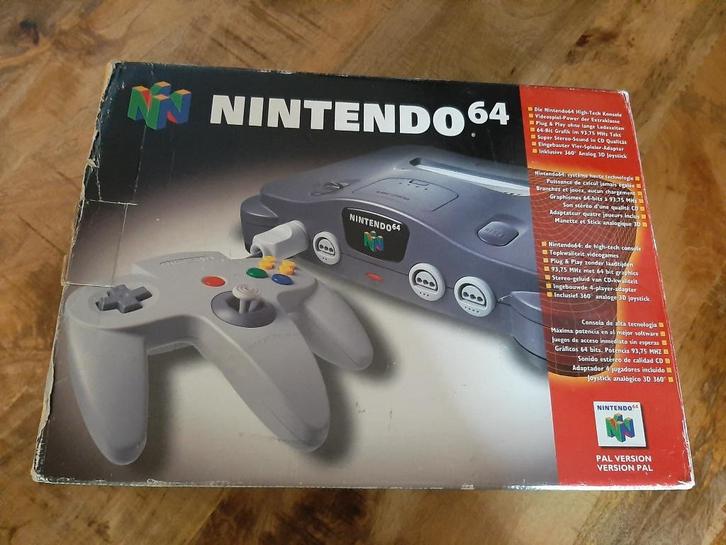 Nintendo N64 kompleet in orginele doos, Spelcomputers en Games, Spelcomputers | Nintendo 64, Gebruikt, Met 1 controller, Met games