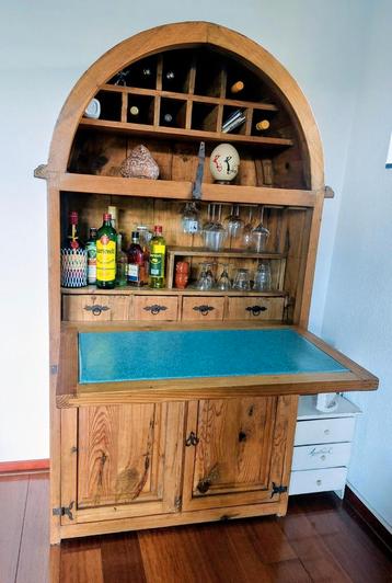 Unieke bar kast / drankkast / secretaire Mexicaans Grenen beschikbaar voor biedingen