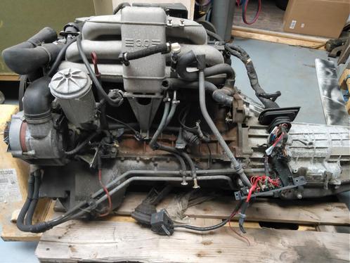 BMW div bouwjaren Motor M30 B30 in zeer goede staat, Auto-onderdelen, Motor en Toebehoren, Gebruikt, Ophalen of Verzenden