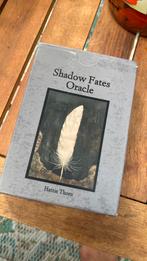 Shadow & Fate Oracle – Hattie Thorn, Ophalen of Verzenden, Zo goed als nieuw, Tarot of Kaarten leggen, Overige typen