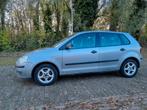 Volkswagen Polo 1.2 44KW 2007 Grijs, Auto's, Voorwielaandrijving, Stof, 989 kg, 1198 cc