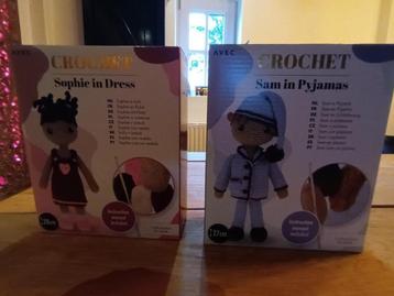  haken, DIY 2 poppetjes beschikbaar voor biedingen