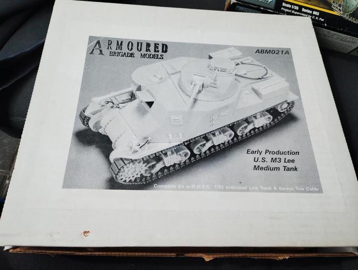 ABM U.S. M3 Lee Medium Tank 1/35, Hobby en Vrije tijd, Modelbouw | Auto's en Voertuigen, Zo goed als nieuw, Tank, 1:32 tot 1:50