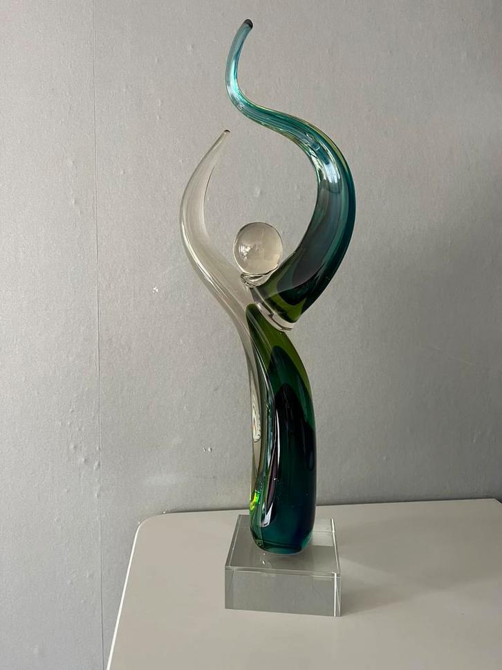 Murano style glazen sculptuur-Omhelzing, Antiek en Kunst, Kunst | Designobjecten, Ophalen of Verzenden