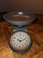 Decoratieve Weegschaal Klok - Werkt Perfect!, Ophalen of Verzenden, Zo goed als nieuw, Analoog, Staande klok