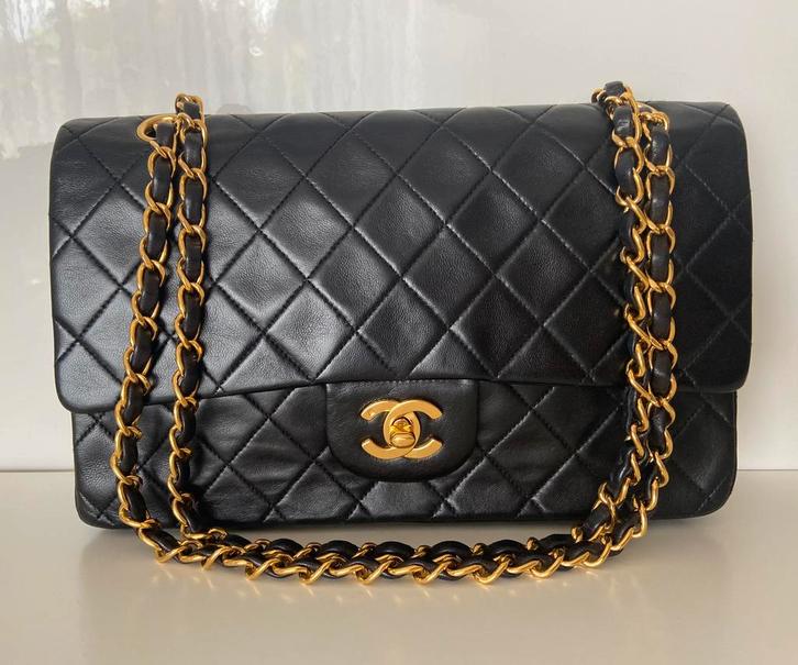 Chanel 2.55 Timeless double flap bag medium., Sieraden, Tassen en Uiterlijk, Tassen | Schoudertassen, Zo goed als nieuw, Zwart