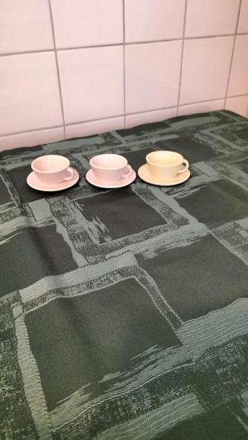 3 Mini kopjes en schoteltjes voor Thee zakjes  beschikbaar voor biedingen