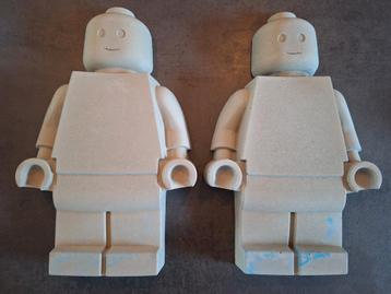 Betonnen lego pop, 2 maten beschikbaar voor biedingen