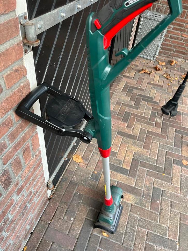 Onkruidverwijderaar - Elektrisch, Tuin en Terras, Grastrimmers, Gebruikt, Elektrisch, Minder dan 10 cm, Ophalen of Verzenden