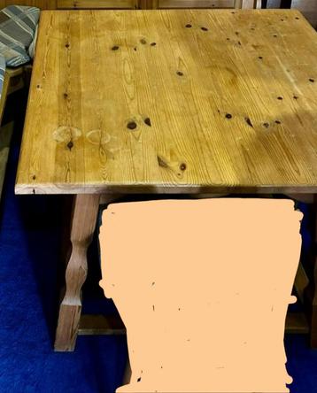 Eettafel bij Zwitserse Oostenrijkse Eethoek zithoek  beschikbaar voor biedingen