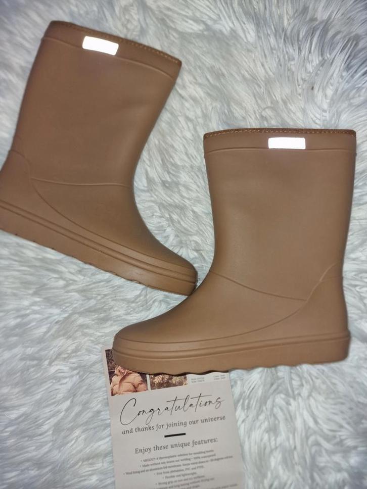 Enfant Thermoboots Regenlaars Winter Maat 36 gevoerd en fant, Kinderen en Baby's, Kinderkleding | Schoenen en Sokken, Nieuw, Laarzen