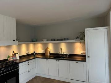 Prachtige brocante ruime keuken te koop! GEDEMONTEERD beschikbaar voor biedingen