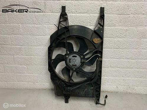 Koelventilator Renault Laguna II ('01-'07) 8200025635, Auto-onderdelen, Motor en Toebehoren, Renault, Gebruikt, Ophalen of Verzenden