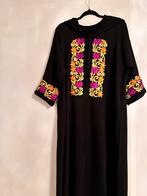 Mooie zwarte Marokkaanse jellaba met tarz, Kleding | Dames, Jurken, Ophalen of Verzenden, Onder de knie, Zo goed als nieuw, Zwart