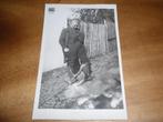 Fotokaart Jager bekijkt zijn buit Jacht, Verzamelen, Ansichtkaarten | Themakaarten, Verzenden, Ongelopen