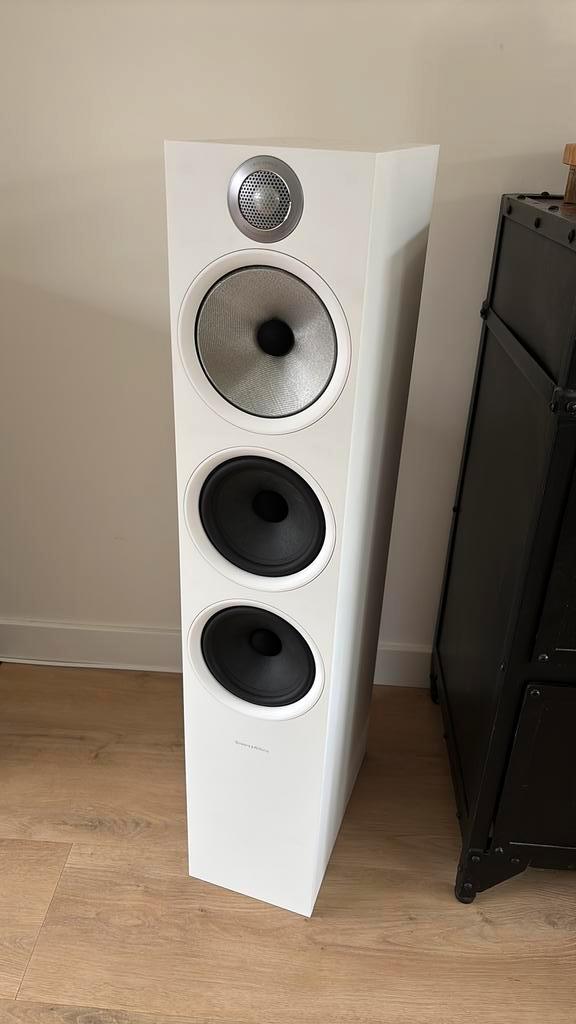 B&W 603 S2 luidsprekers - 1 jaar oud - als nieuw!, Audio, Tv en Foto, Luidsprekers, Zo goed als nieuw, Front, Rear of Stereo speakers