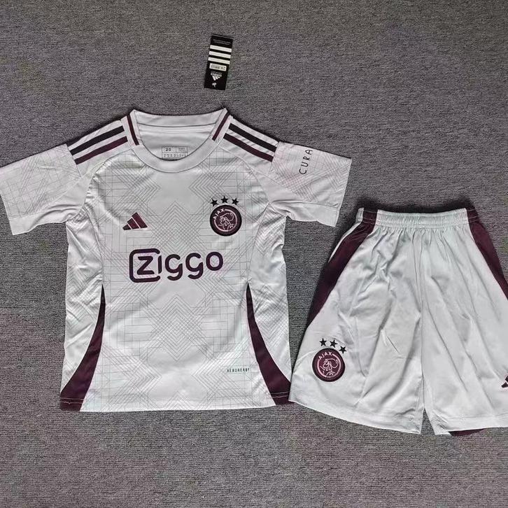Ajax derde tenue 2024-2025 - ELKE MAAT, Sport en Fitness, Voetbal, Nieuw, Set, Verzenden