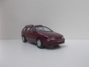 5285 Fiat Marea Weekend Maisto 1:43 beschikbaar voor biedingen