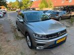 Volkswagen Tiguan 1.4 TSI 110KW/150PK 6DSG M16 2016 Grijs, Auto's, Volkswagen, 4 cilinders, 1395 cc, Particulier, 17 km/l